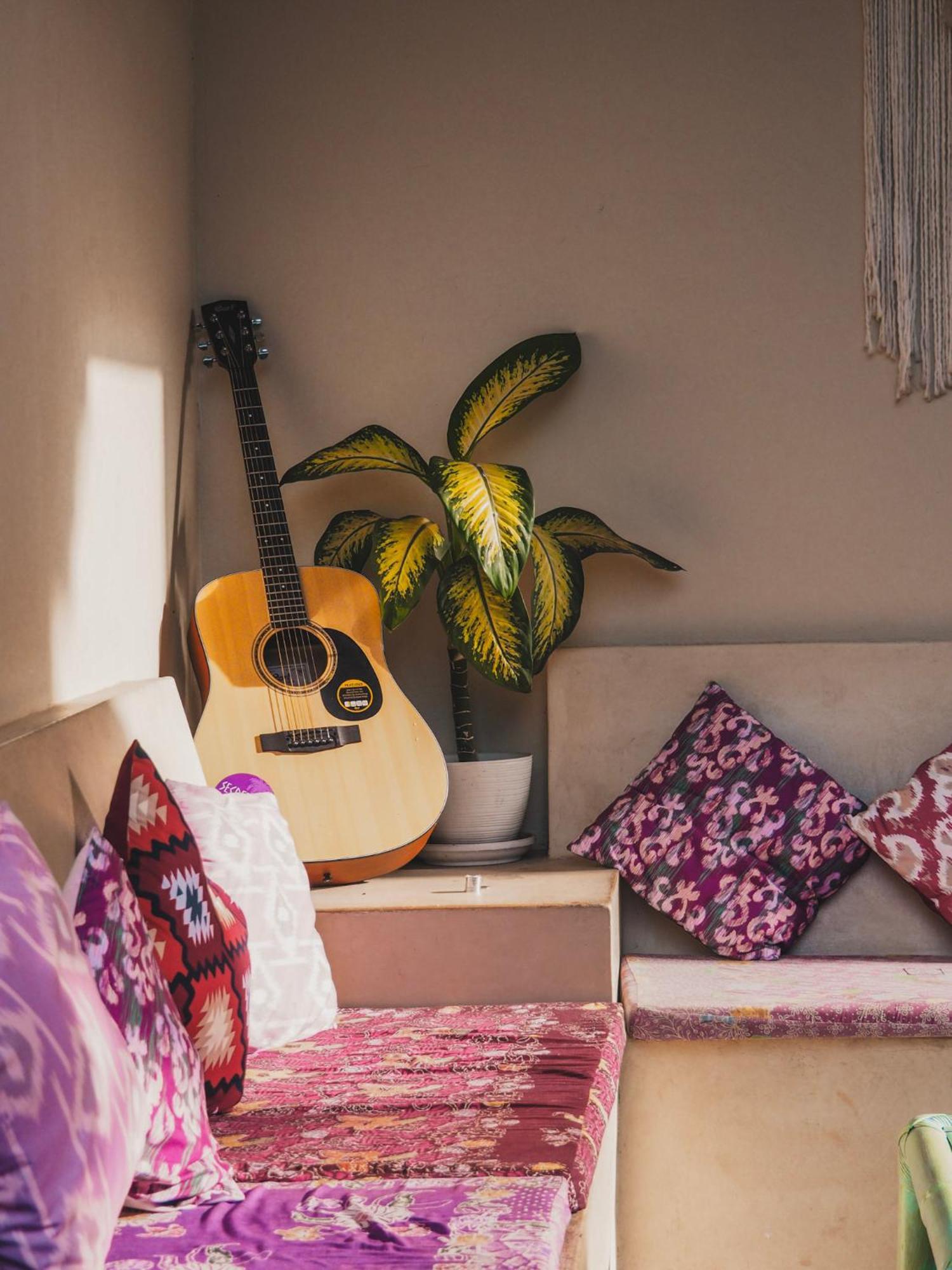 Secret Spot Surf And Stay Kuta  エクステリア 写真