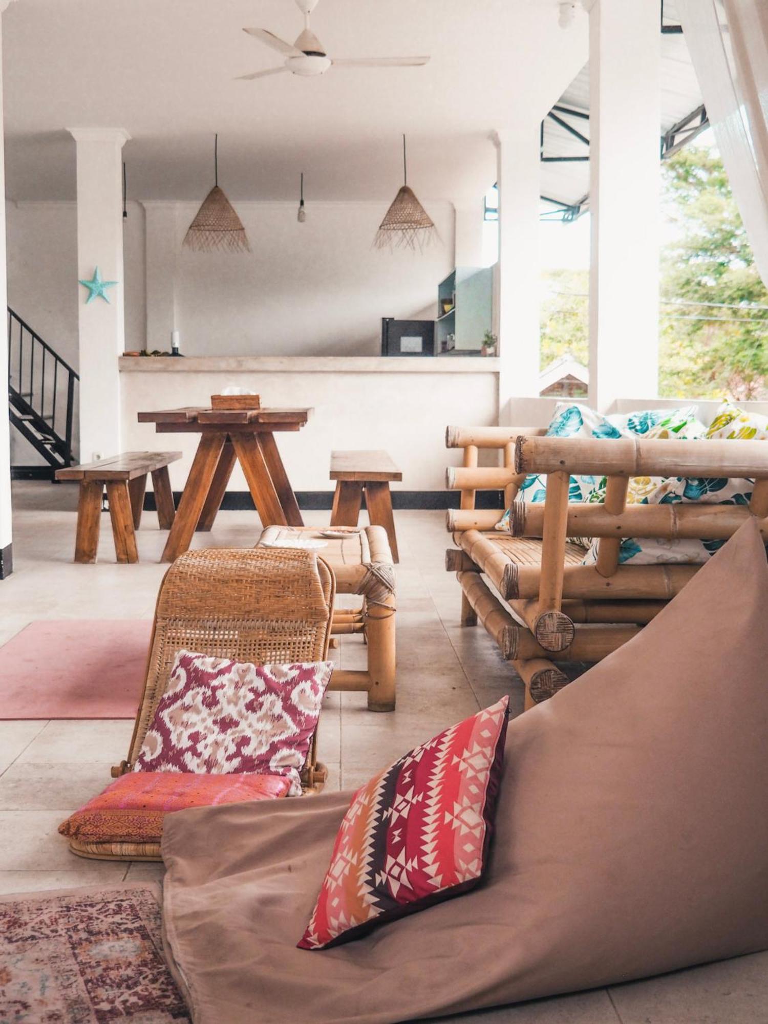 Secret Spot Surf And Stay Kuta  エクステリア 写真