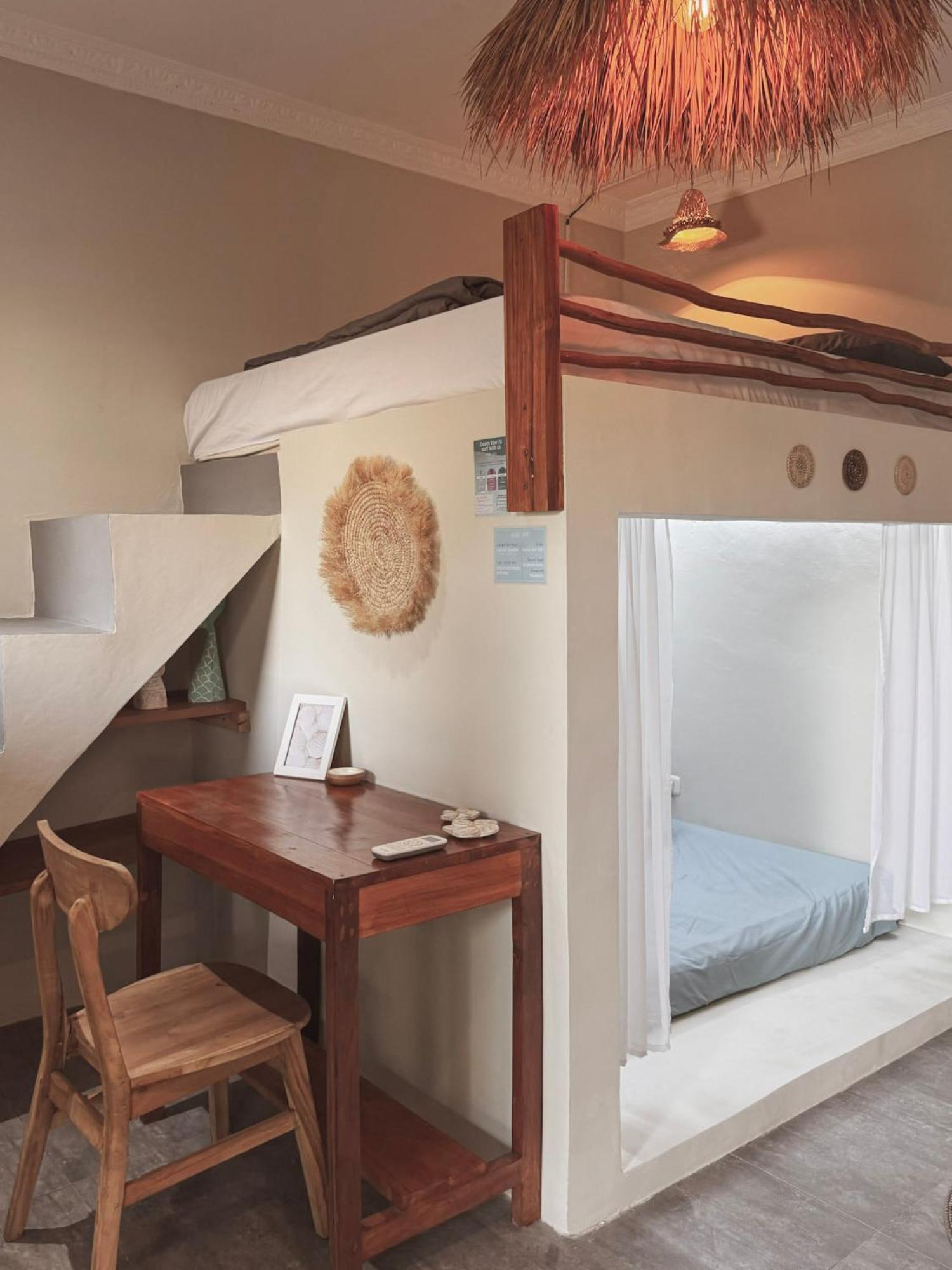 Secret Spot Surf And Stay Kuta  エクステリア 写真